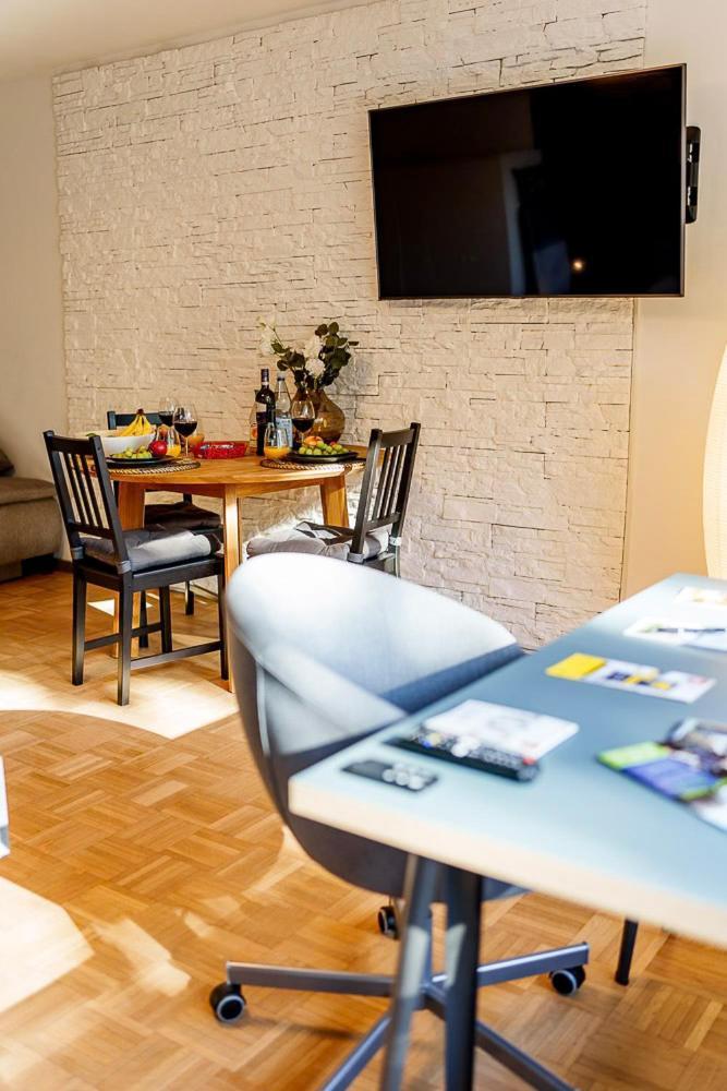 Apartment Modernes L Oasis L Mit Balkon Naehe Hauptbahnhof