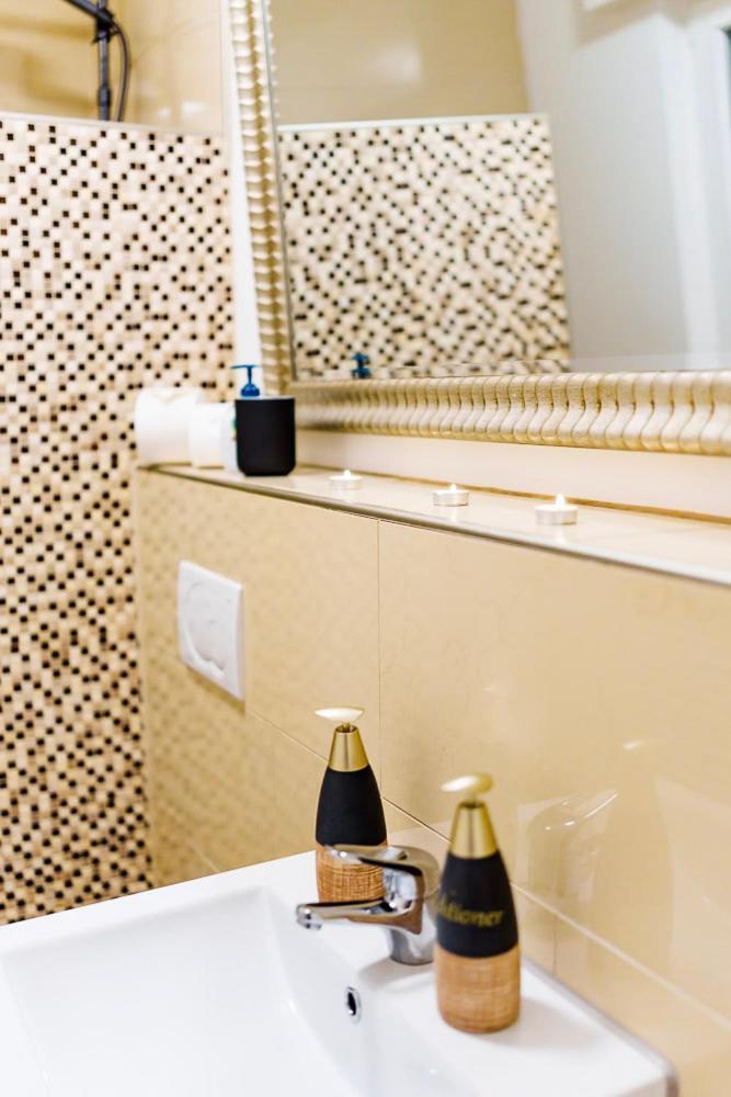 Modernes L Oasis L Mit Balkon Naehe Hauptbahnhof Apartment *